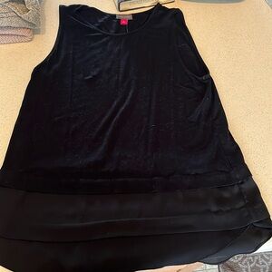 Black Vince Camuto tank top loose fit with design at bottom